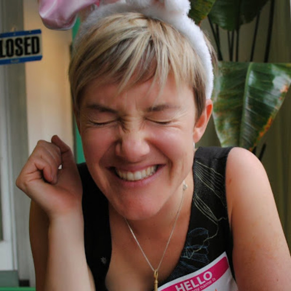 Meet your Posher, Jen - Picture 1 of 1